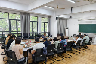 教务处召开教学任务安排与排课工...